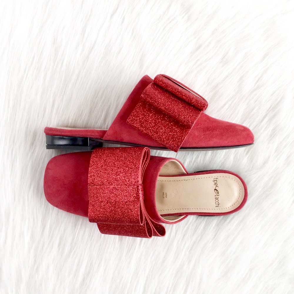 Tipe E Tacchi | red suede glitter bow mule flats
